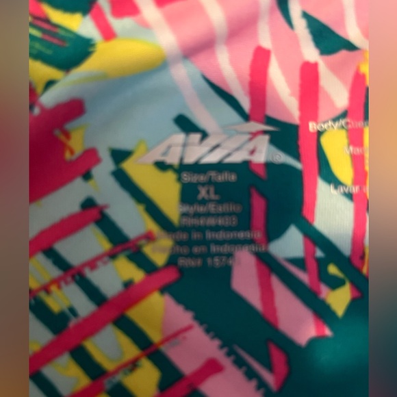 🌻XL Avia athletic capris, pockets on both sides. - Picture 5 of 9